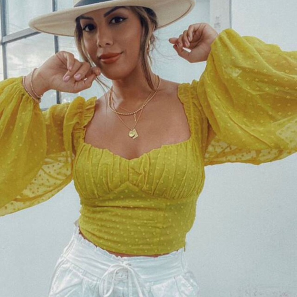 Clip Dot Crop Top